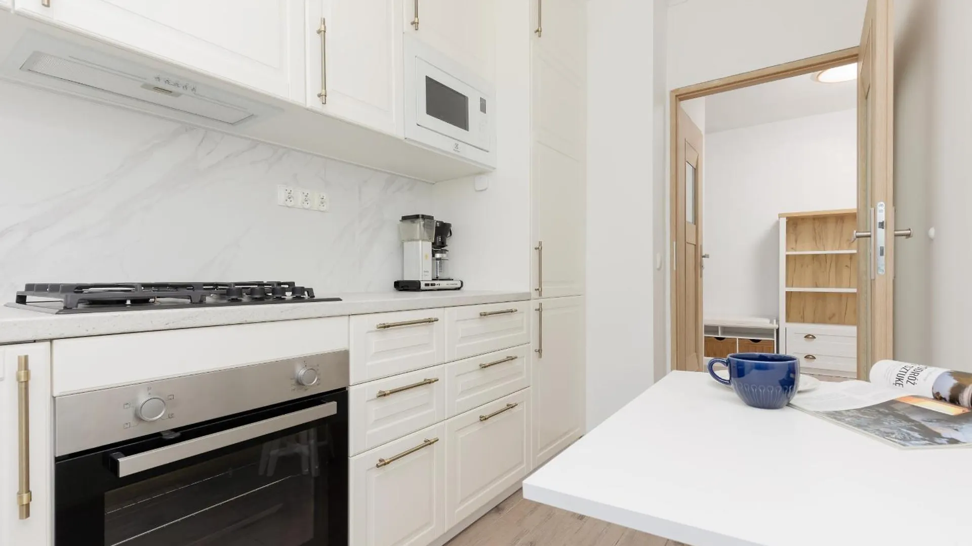 Two-Bedroom Apartment In Nowy Swiat By Noclegi Renters Warsaw Poland